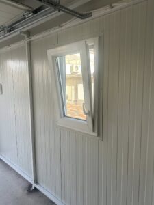 Hogyan néz ki egy mobilgarázs 11 évvel később