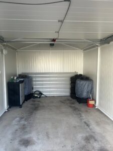 Hogyan néz ki egy mobilgarázs 11 évvel később